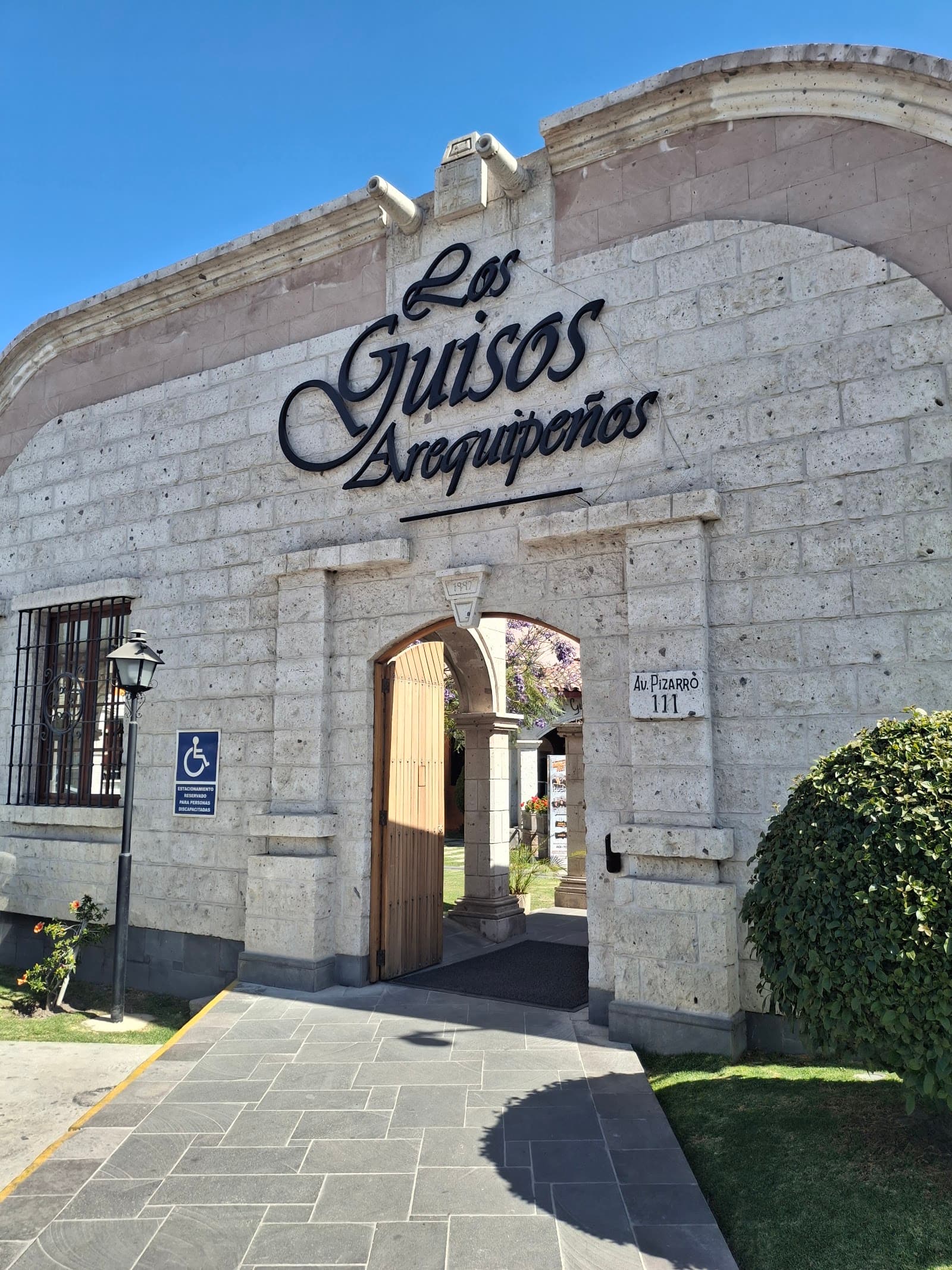 Picantería Los Guisos Arequipeños