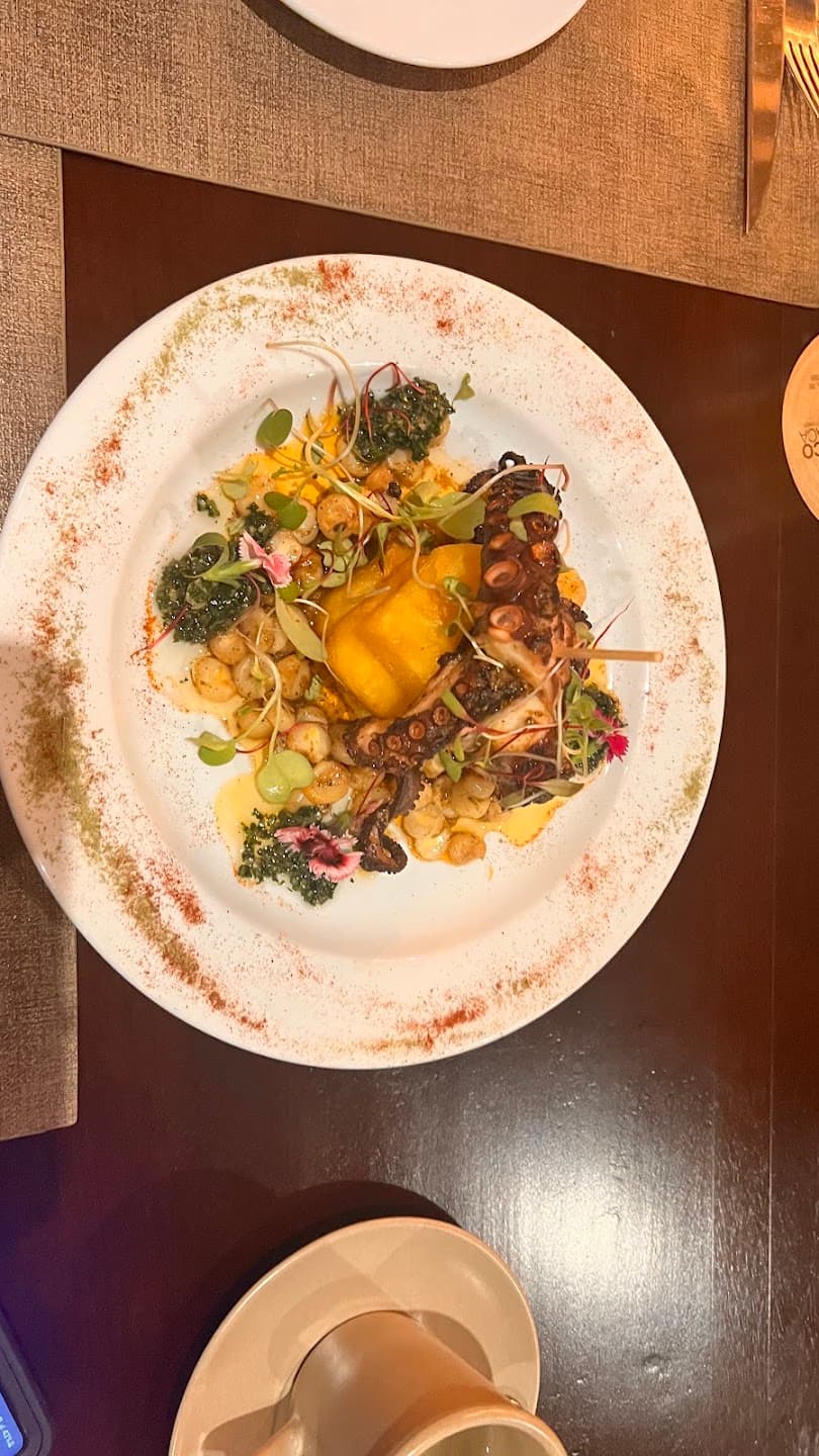 Baco y Vaca — Miraflores