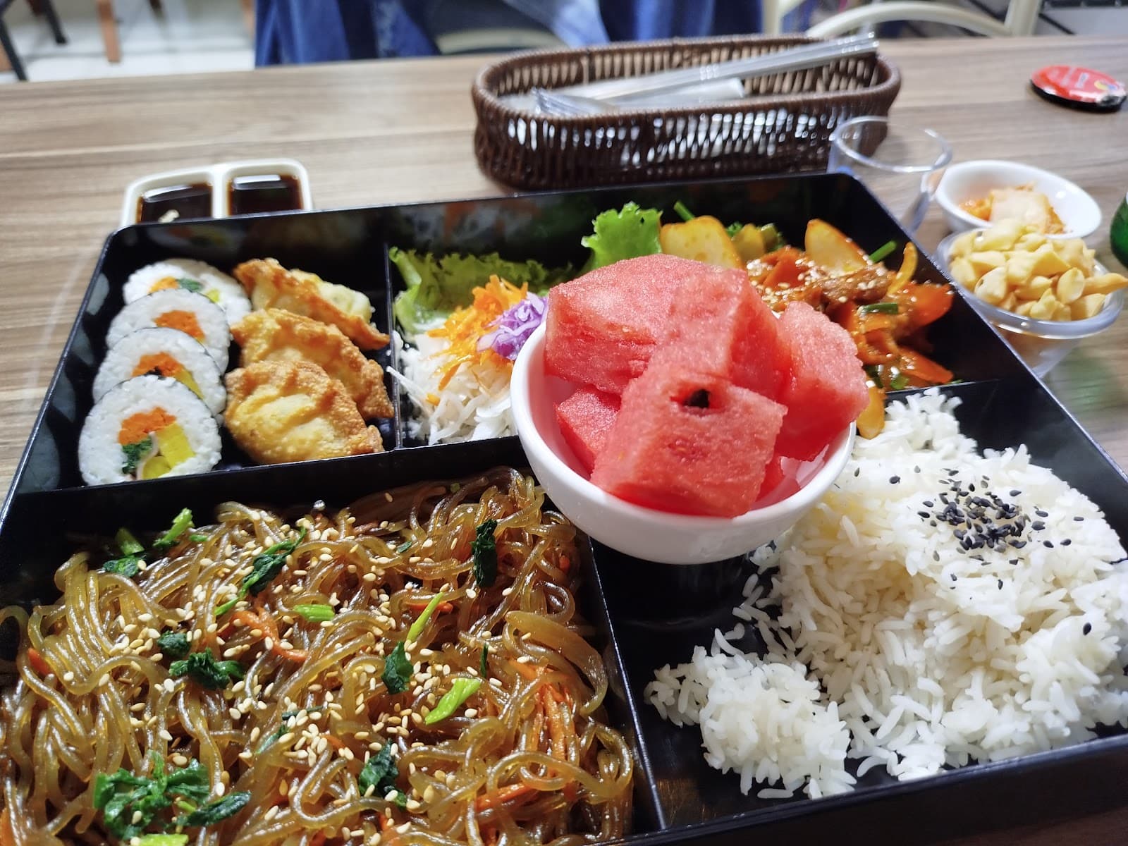 Gangnam Oppa Comida Coreana