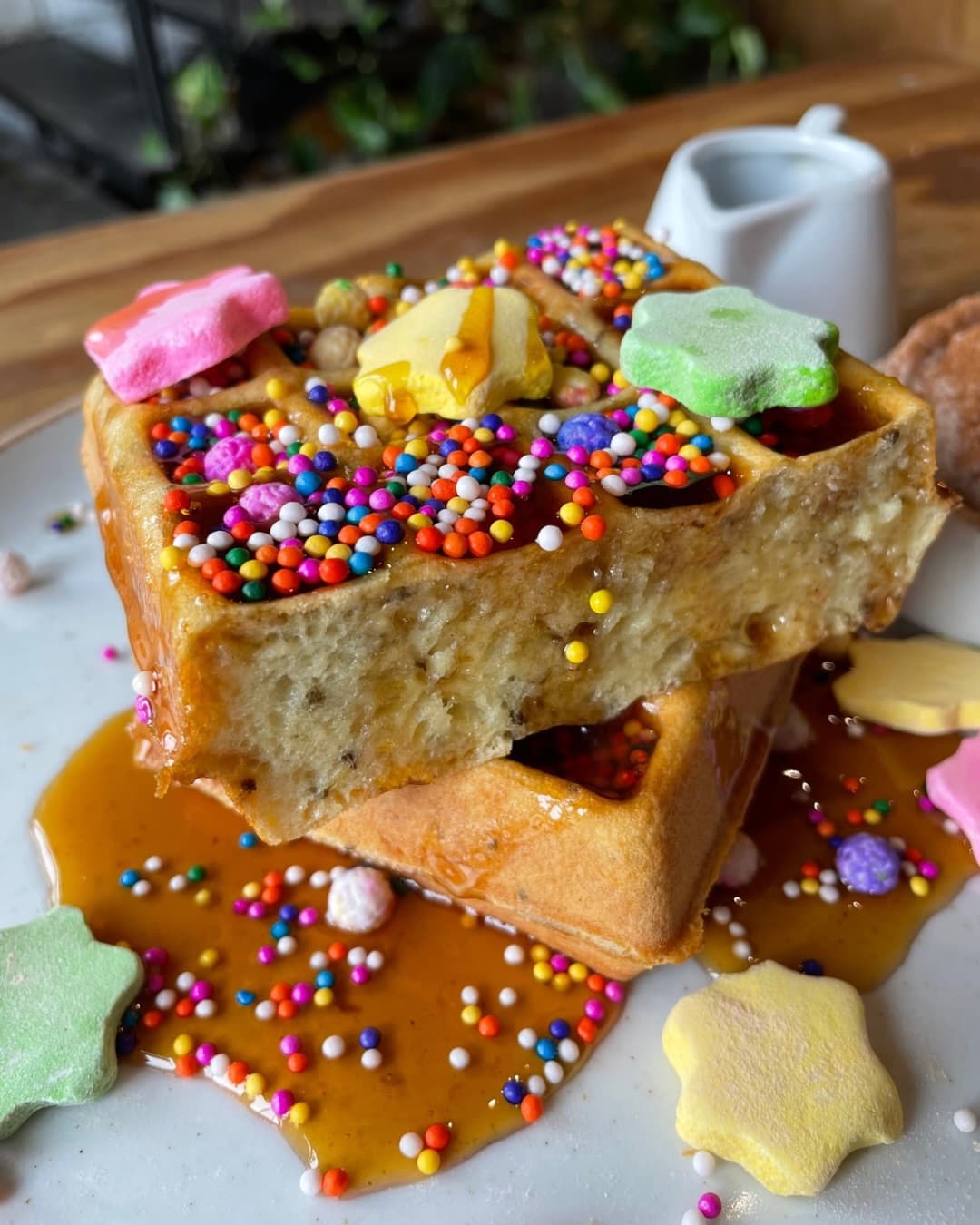 El Bigote Coffee & Waffles