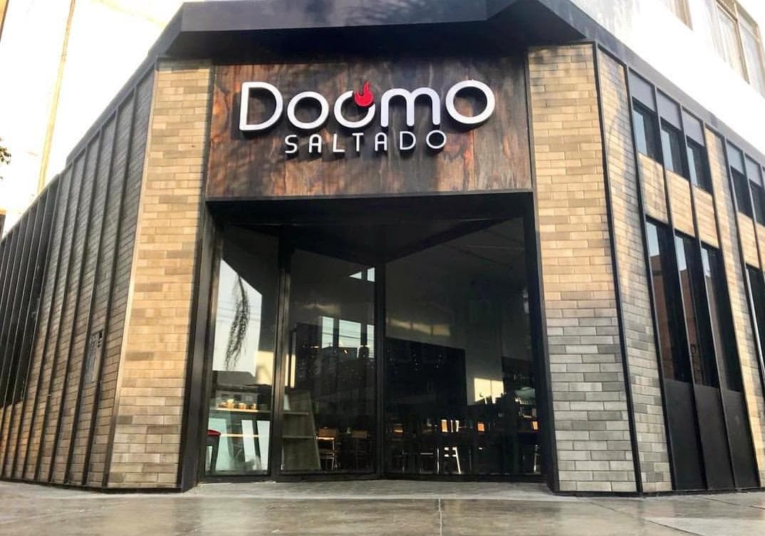 Doomo Saltado