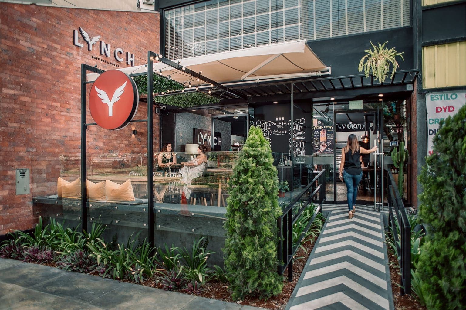 LYNCH Café para volar