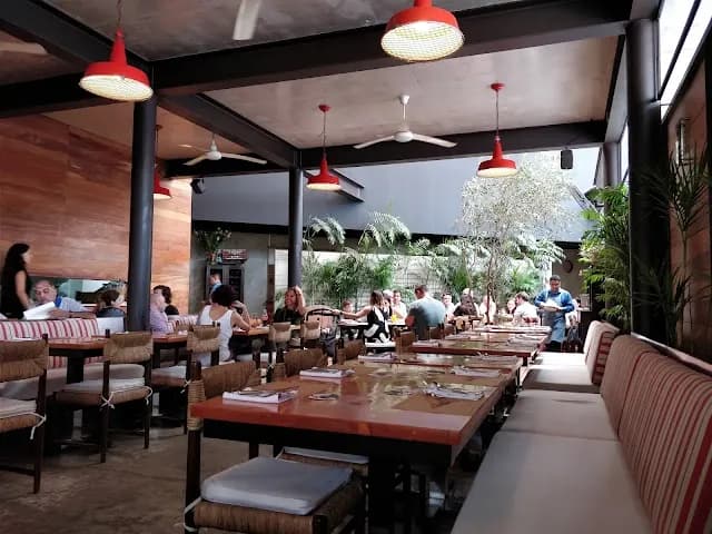 Patio de El Mercado en Miraflores