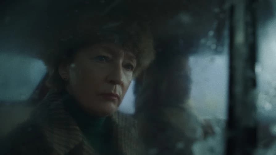 Al Este: La Conspiración del Cuervo — Cine