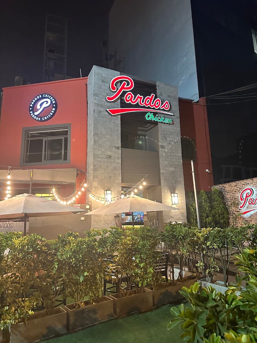 Pardos Chicken — Santa Cruz